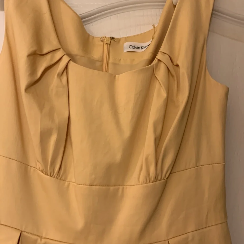 Calvin Klein light yellow pleated dress - Picture 3 of 5